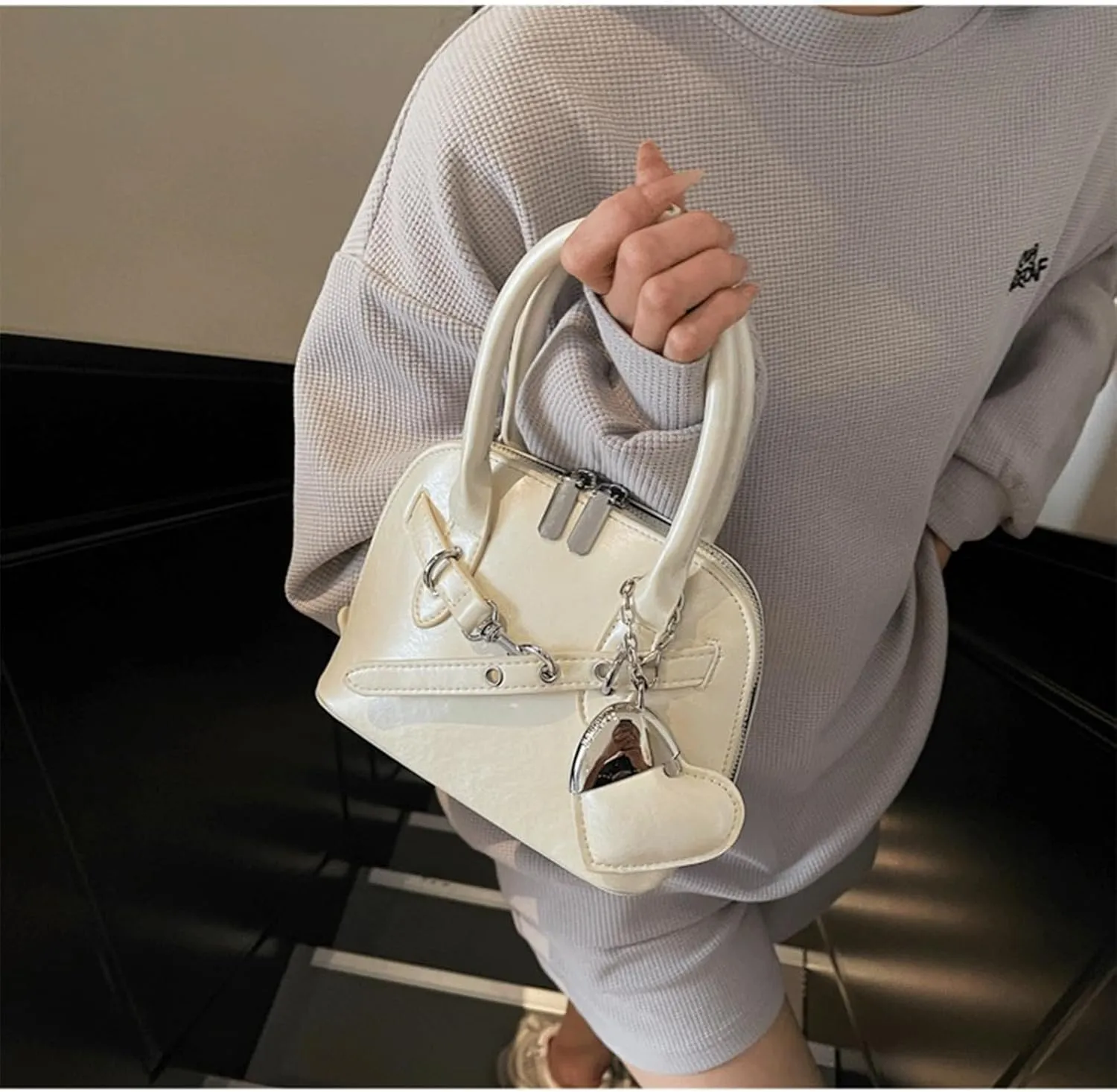 Cute Purse Small Heart Charm Y2K Grunge Bag Mini Purses Retro French Edgy Punk Vintage Handbag
