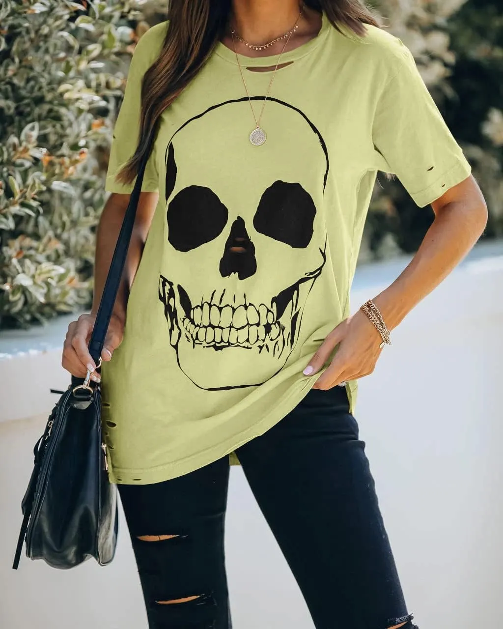 Veatzaer Summer Cotton Graphic Shirts Womens Short Sleeve Crewneck Tees Skull Distressed T Shirt Loose Casual Tops S-XXL